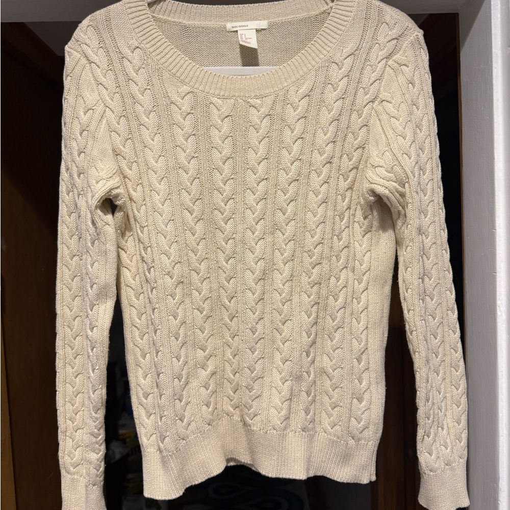 Gorgeous EUC cream cables it sweater H&M